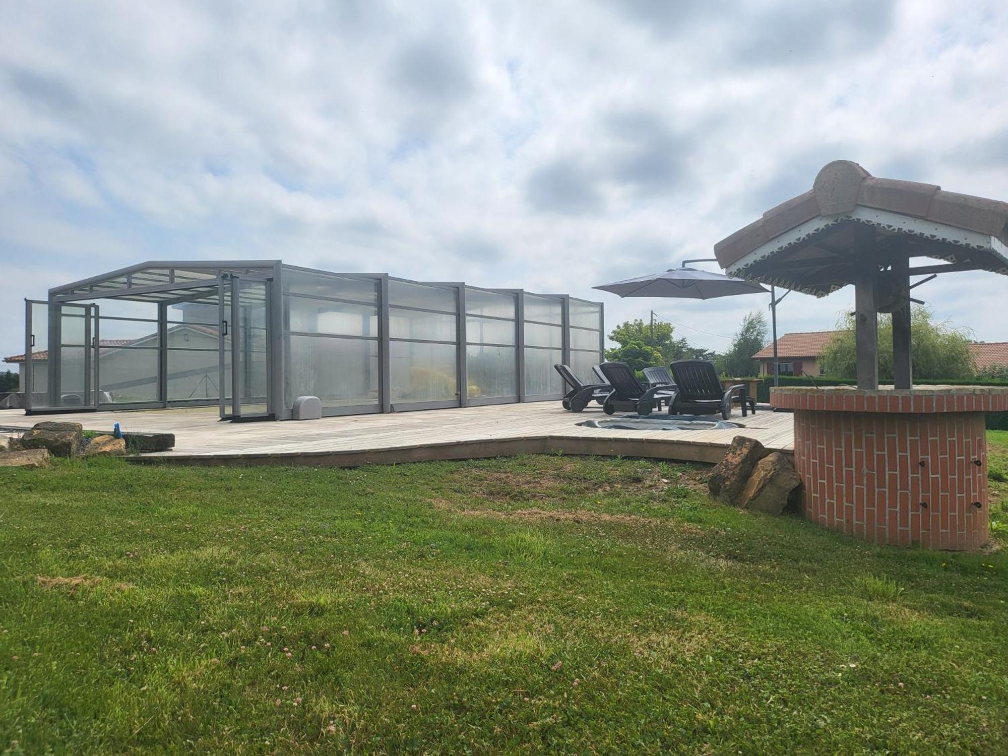 Villa Aux Portes Des Pyrenees 圣戈当 外观 照片